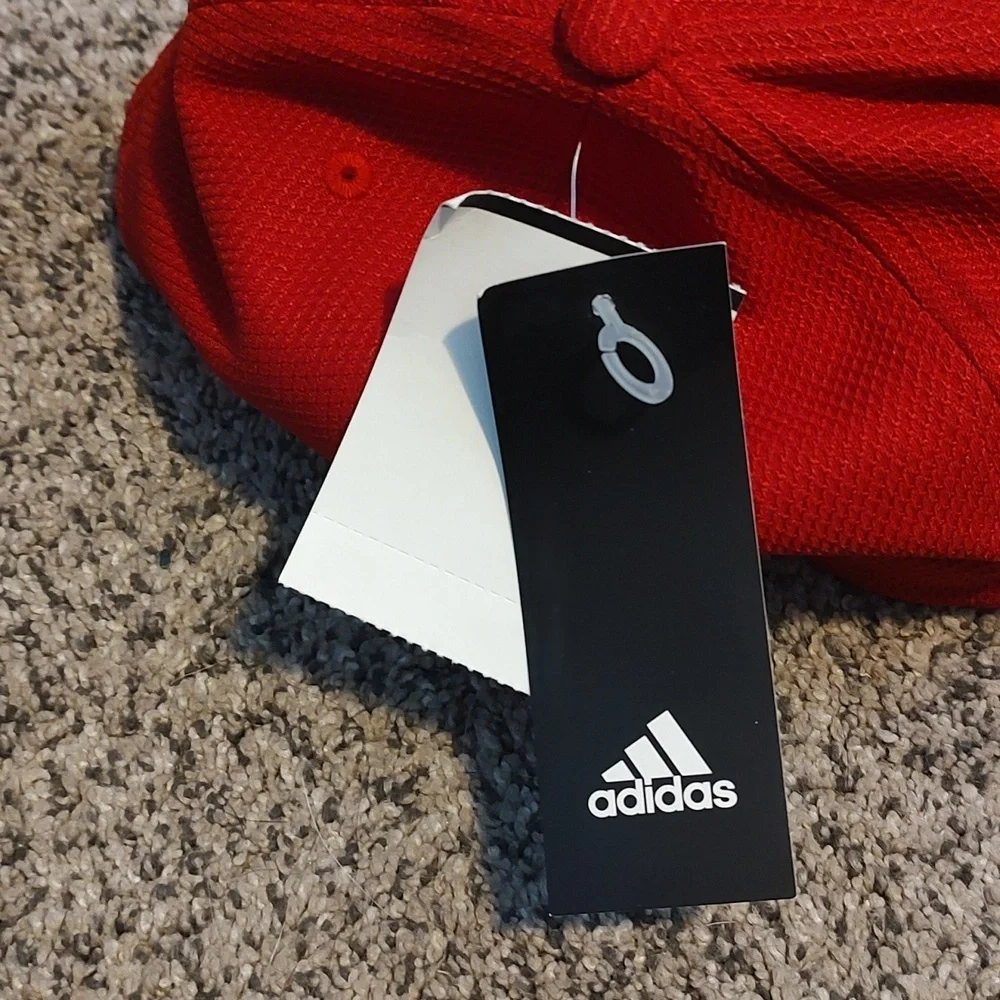 NWT Adidas Louisville Cardinals Hat